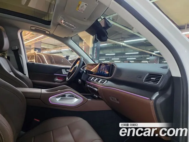 Mercedes-Benz GLE-Class — Фото автомобиля 14