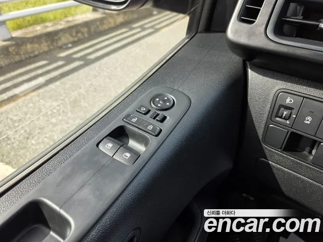 Hyundai Staria — Фото автомобиля 12