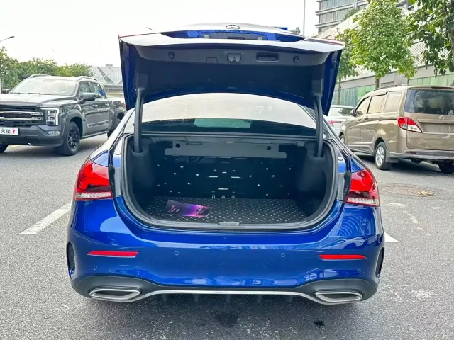 Mercedes-Benz A-Class — Фото автомобиля 16