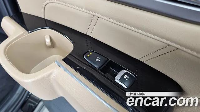 Kia Sorento Новый Sorento 4 поколение Дизель 2.2 2WD — Фото автомобиля 18