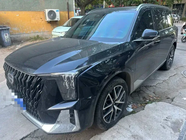 Фотография автомобиля — GAC Trumpchi GS8