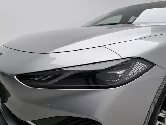 Roewe D7 — Фото автомобиля 7