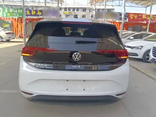 Volkswagen ID.3 — Фото автомобиля 5