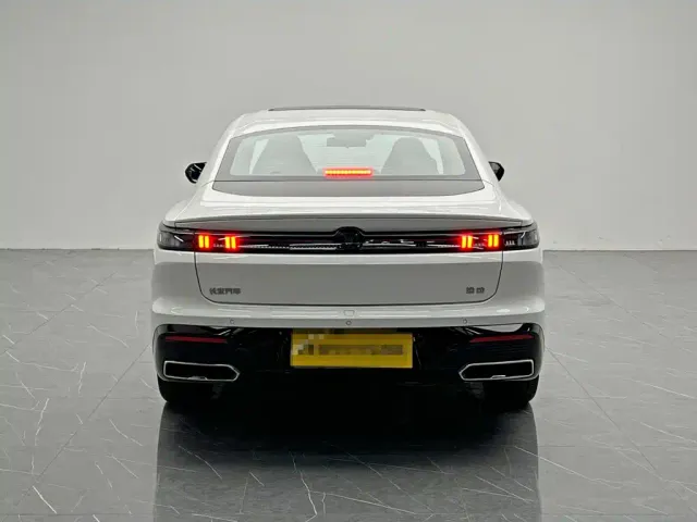 Changan Eado — Фото автомобиля 5