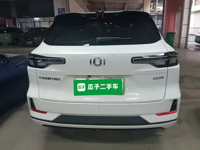 Changan Qiyuan Q05 — Фото автомобиля 5