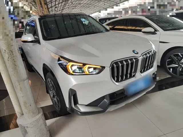BMW X1 — Фото автомобиля 3