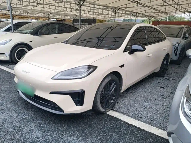 Фотография автомобиля — GAC Aion RT