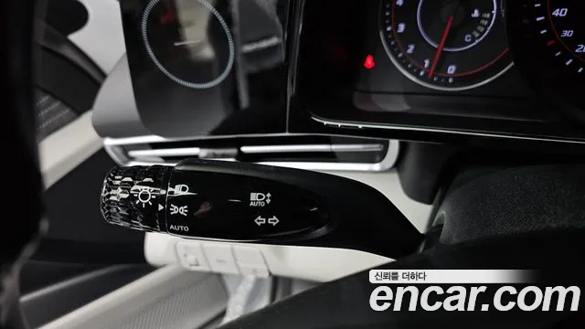 Hyundai Avante CN7 — Фото автомобиля 30