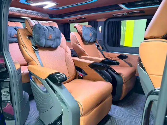 Toyota HIACE — Фото автомобиля 16