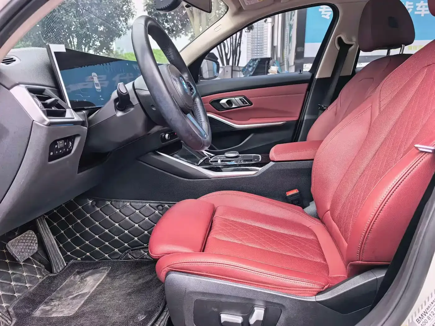 BMW BMW i3 2022 eDrive 35 L — Фото автомобиля 3