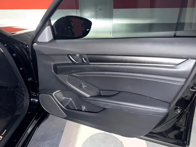 Honda Accord — Фото автомобиля 20