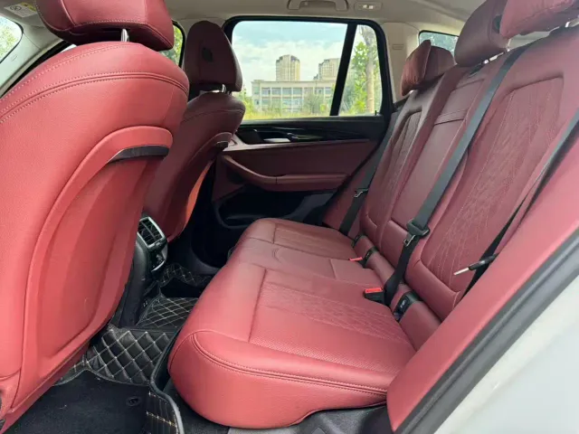 BMW X3 — Фото автомобиля 30