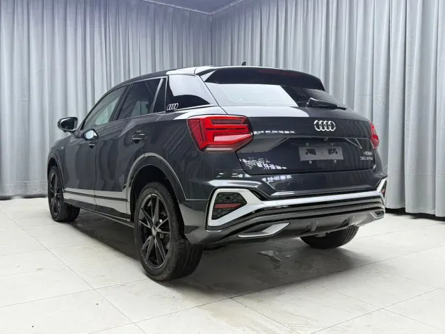 Audi Q2L — Фото автомобиля 3