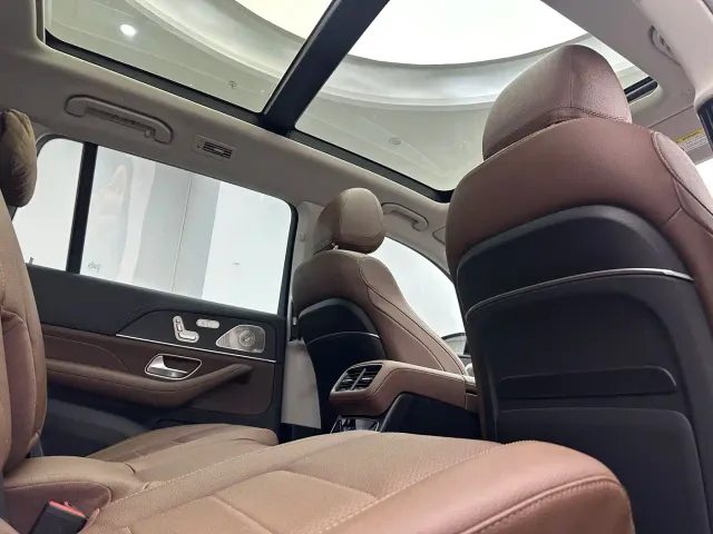 Mercedes-Benz GLS-Class — Фото автомобиля 15
