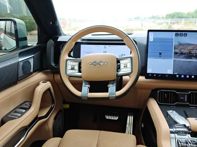 BYD FangChengBao Leopard 8 — Фото автомобиля 16