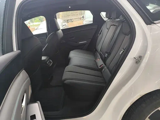 BYD Qin L — Фото автомобиля 16