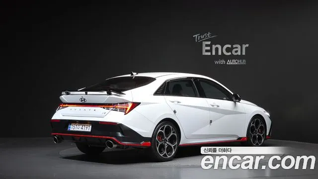 Hyundai AVANTE — Фото автомобиля 2