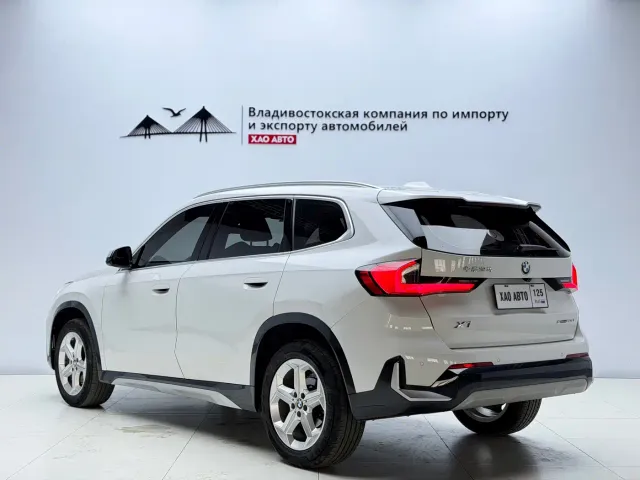 BMW X1 — Фото автомобиля 4