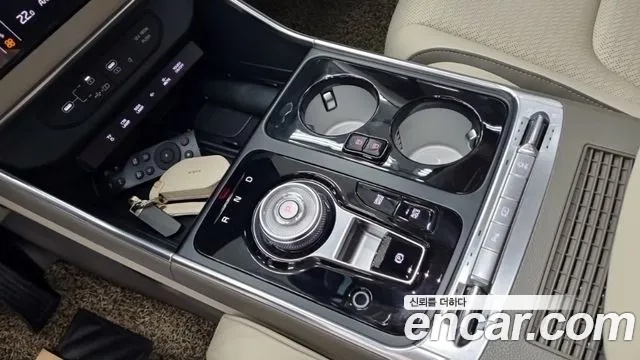 Kia Canival Новый Carnival 4 поколение Бензин 9 мест Hi-Limousine — Фото автомобиля 9