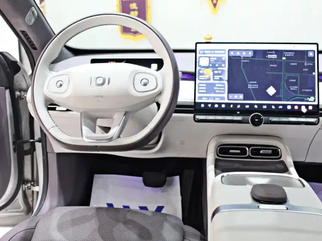 Changan Qiyuan A06 — Фото автомобиля 9