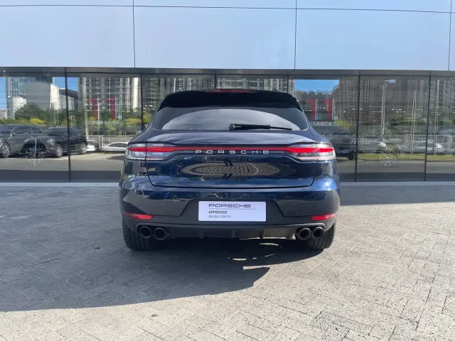 Porsche Macan — Фото автомобиля 6