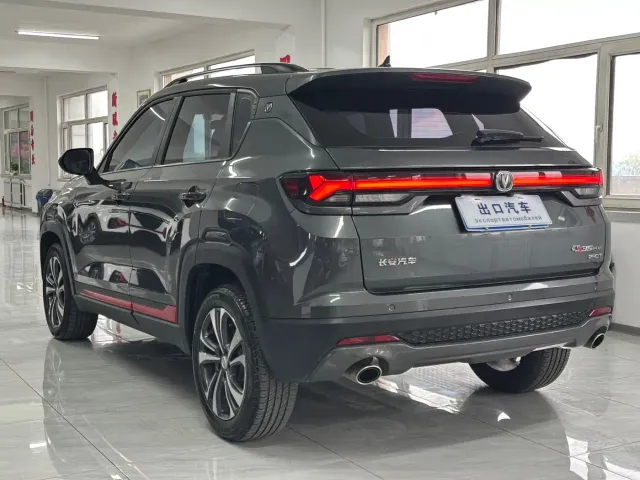 Changan CS35 Plus — Фото автомобиля 16