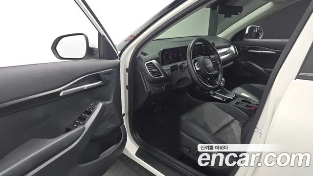Kia Seltos Бензин 1.6 турбо 2WD — Фото автомобиля 8