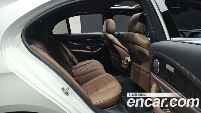 Mercedes-Benz E-Class W213 — Фото автомобиля 17