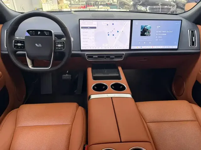 Li Auto L9 — Фото автомобиля 6