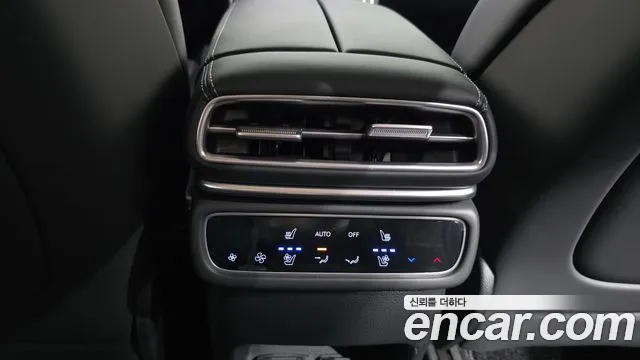 Genesis GV80 — Фото автомобиля 17
