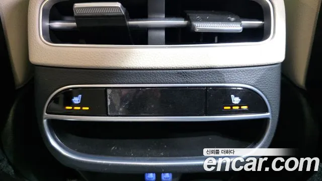 Genesis GV70 — Фото автомобиля 29