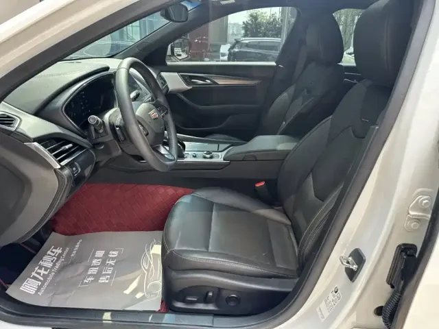 Cadillac CT5 — Фото автомобиля 11