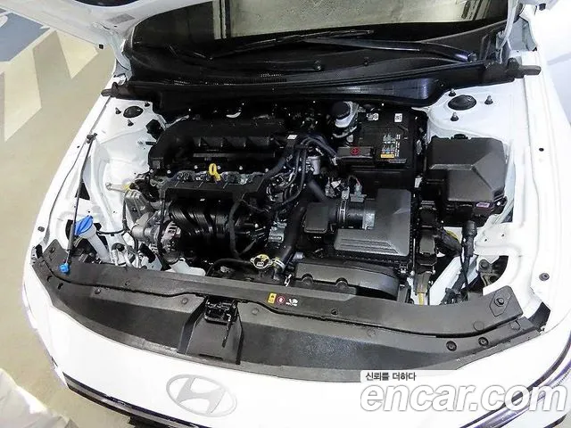 Hyundai Avante CN7 — Фото автомобиля 6