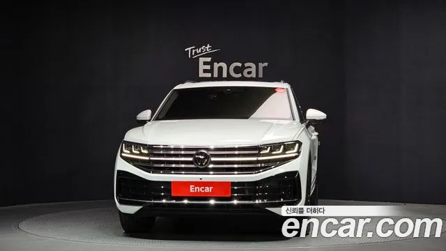Volkswagen Touareg Touareg 3 поколение 3.0 TDI Prestige — Фото автомобиля 3