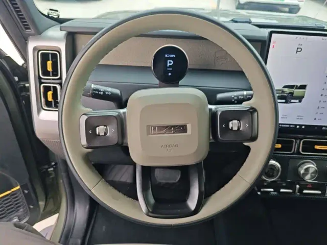 iCAR V23 — Фото автомобиля 10
