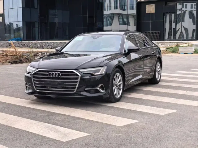 Audi A6L — Фото автомобиля 3