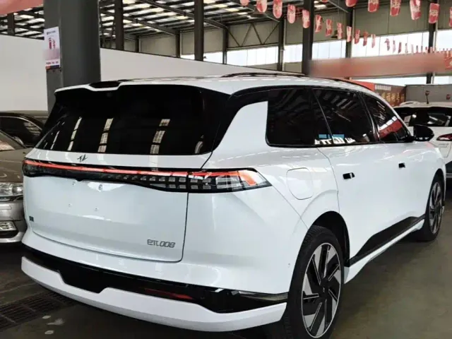 Dongfeng eπ 008 — Фото автомобиля 6