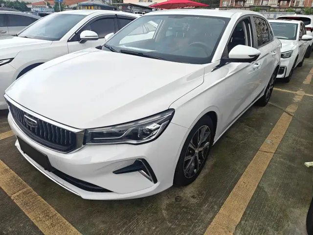 Фотография автомобиля — Geely Emgrand