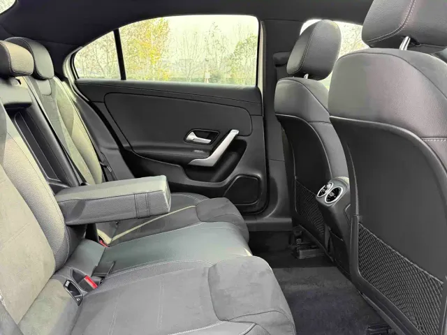 Mercedes-Benz A-Class — Фото автомобиля 5