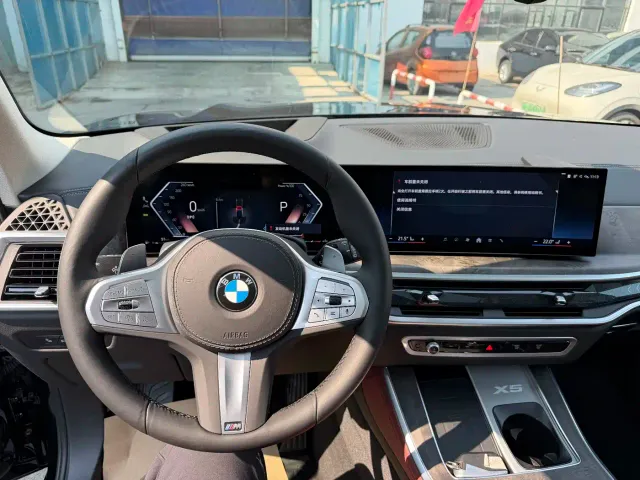 BMW X5 — Фото автомобиля 16