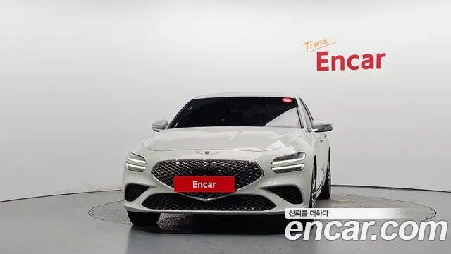Genesis G70 New — Фото автомобиля 3