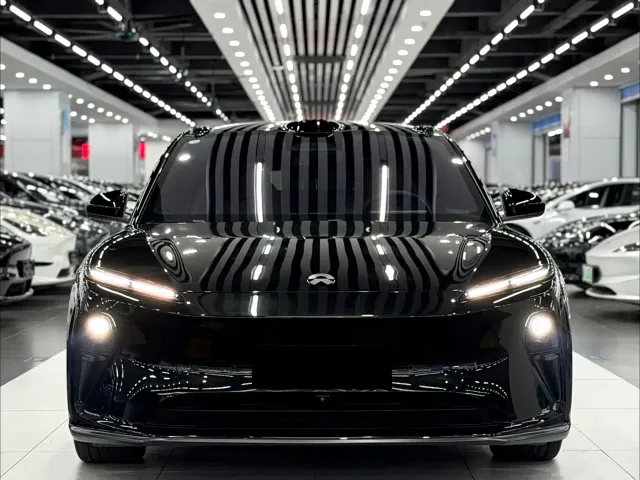 Nio ET5 Touring — Фото автомобиля 2