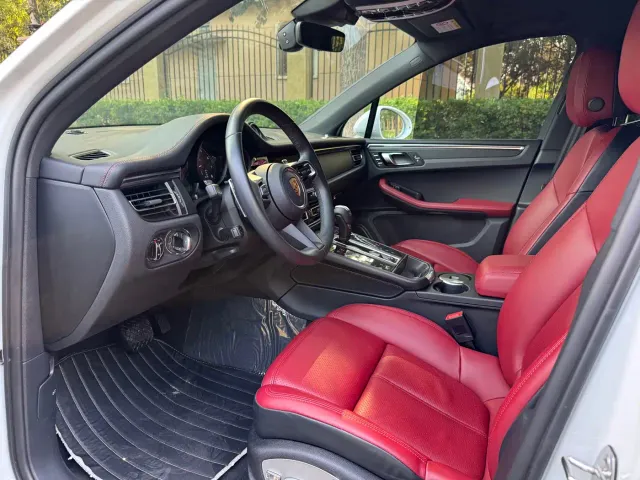 Porsche Macan — Фото автомобиля 4