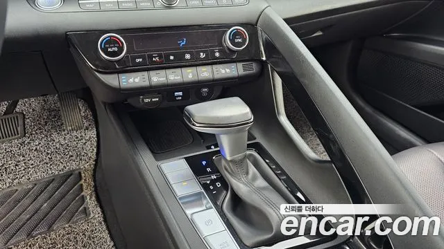 Hyundai AVANTE Новый Avante (CN7) — Фото автомобиля 4