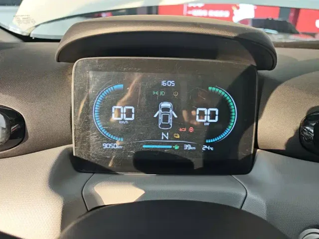 Leapmotor T03 — Фото автомобиля 11