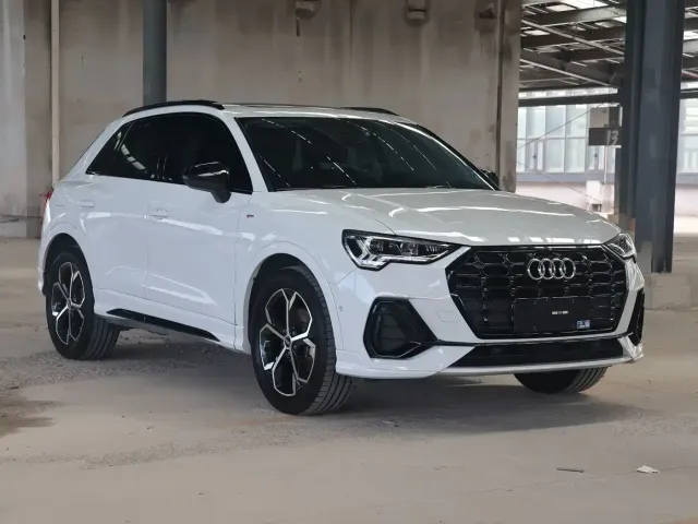 Audi Q3 — Фото автомобиля 3
