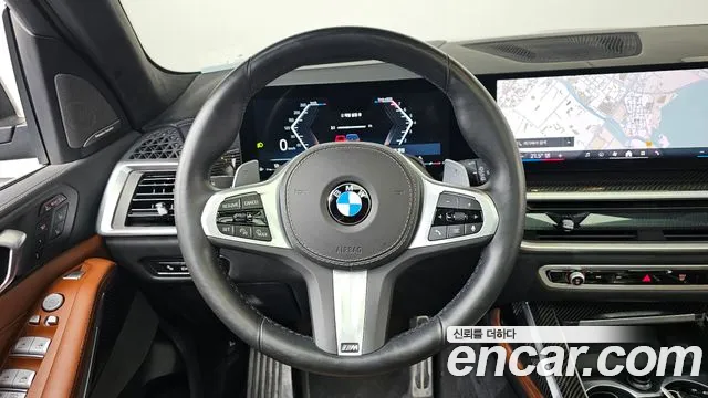 BMW X7 — Фото автомобиля 14
