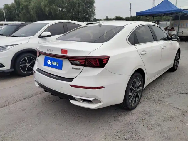 Kia K3 — Фото автомобиля 3