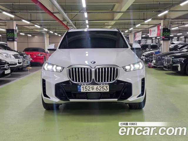 BMW X5 xDrive 40i M Sport — Фото автомобиля 3