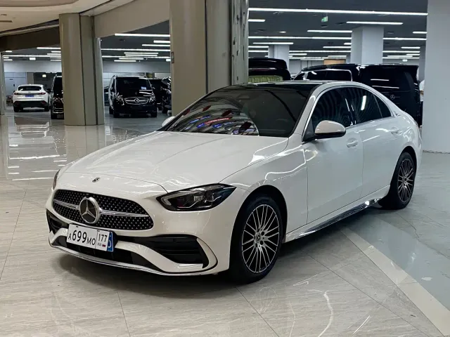 Фотография автомобиля — Mercedes-Benz C-Class